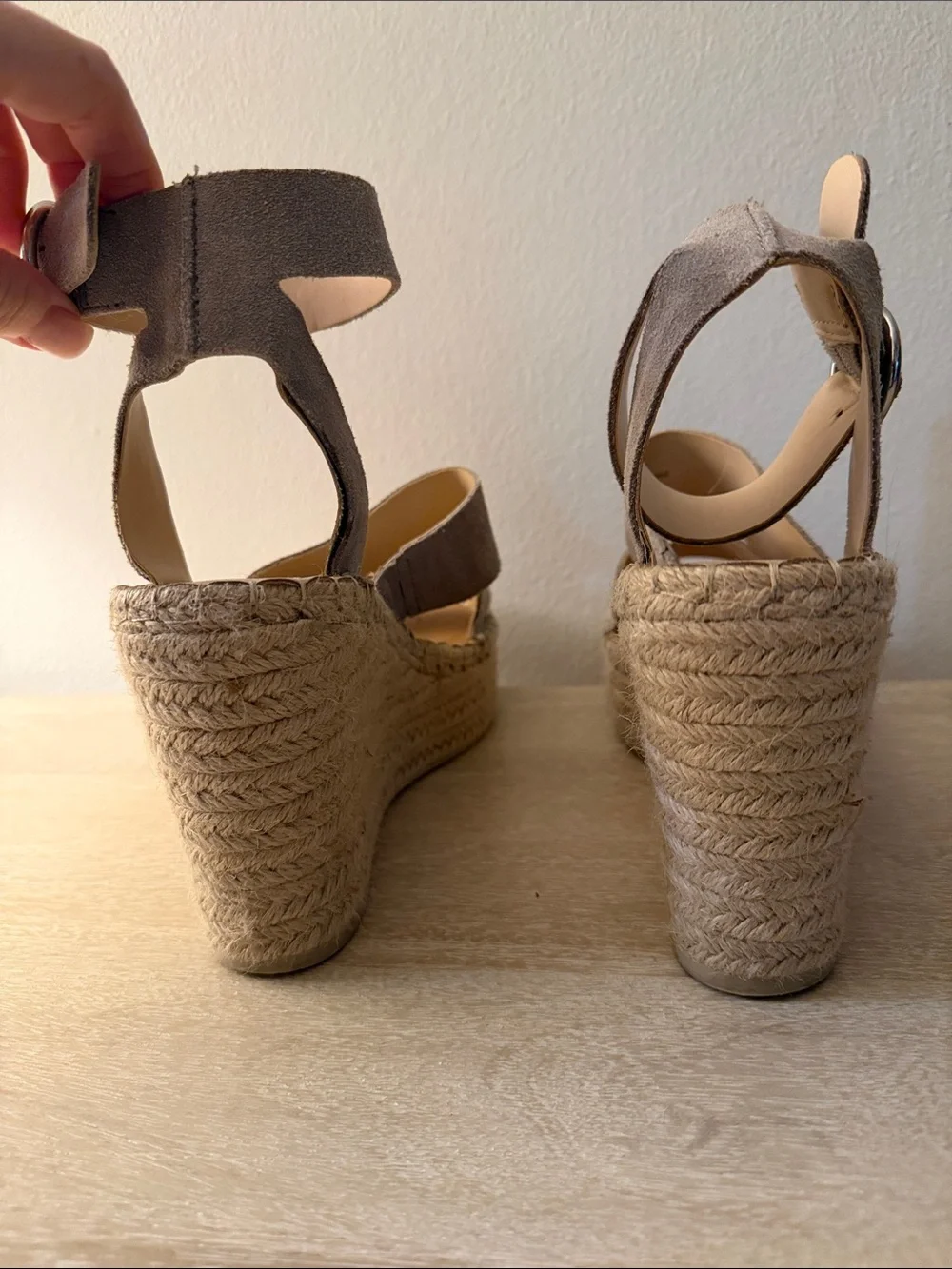 Dolce Vita Taupe Suede Espadrille Wedge Sandals Ankle Strap size 7.5
